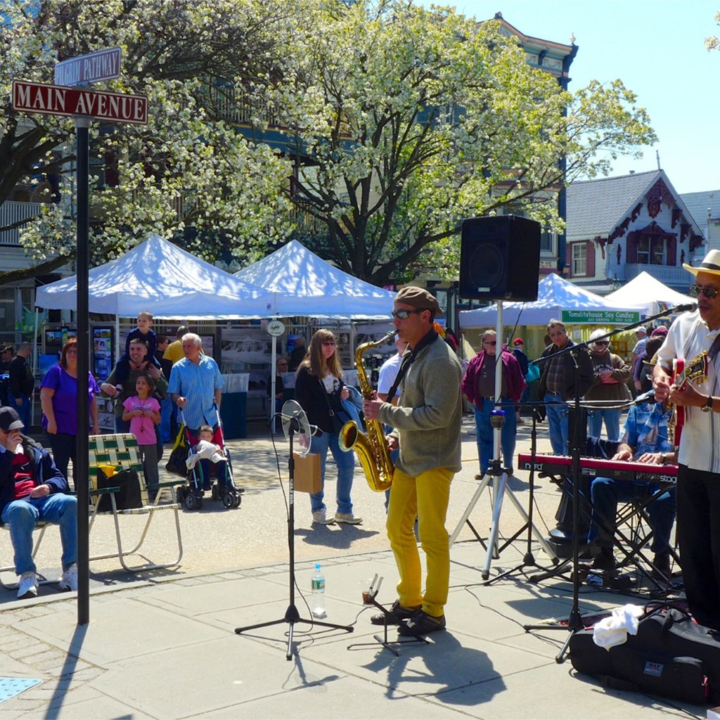 Ocean Grove GIANT SPRING FLEA MARKET Judy Collan