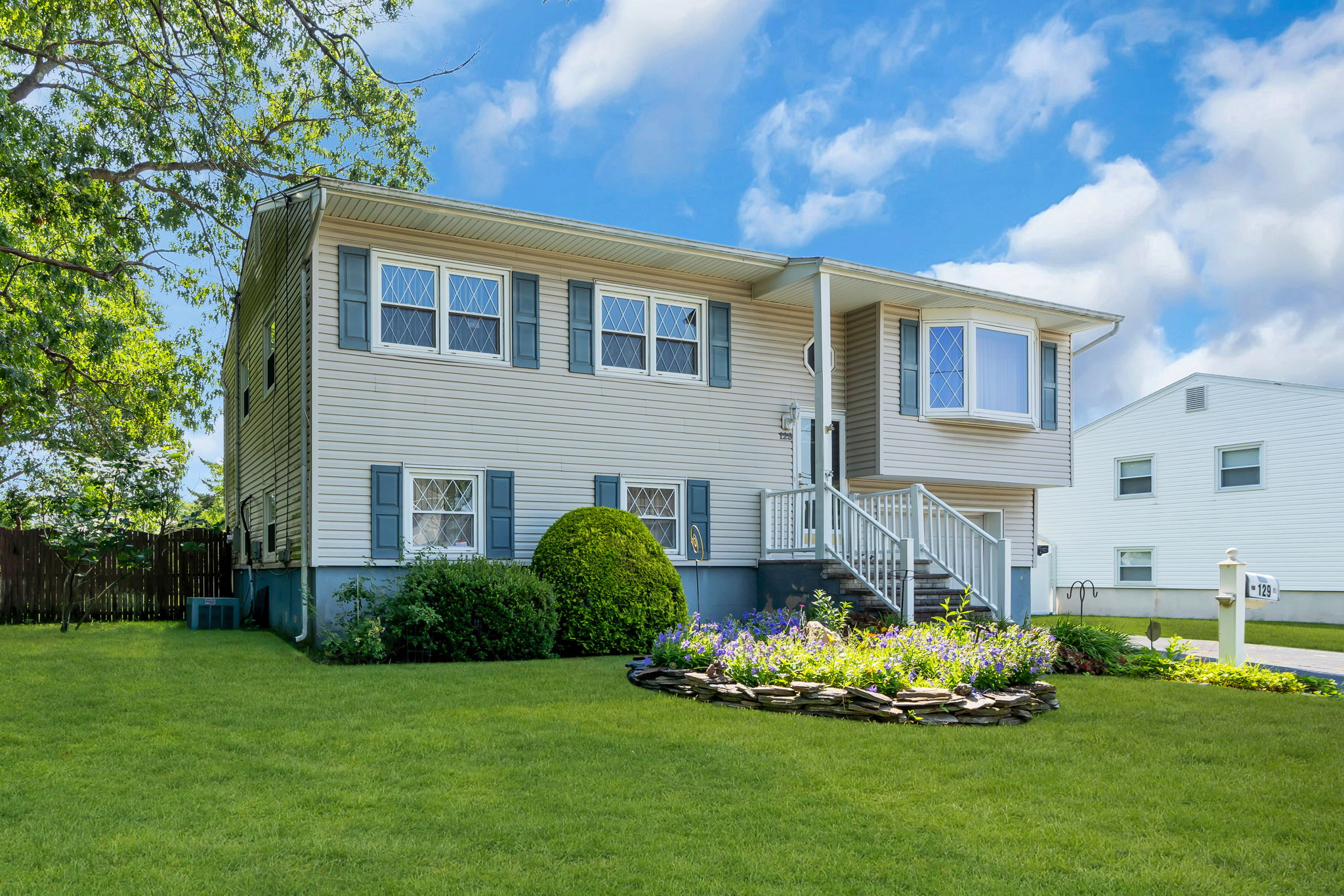 129 Poplar way brick